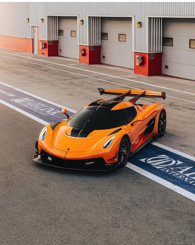 McLaren Cockpit Interior